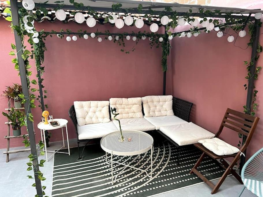 Luxury Artistic Digital Nomad Getaway W/ Terrace Lägenhet Lisboa Exteriör bild