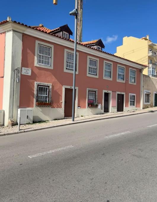 Luxury Artistic Digital Nomad Getaway W/ Terrace Lägenhet Lisboa Exteriör bild